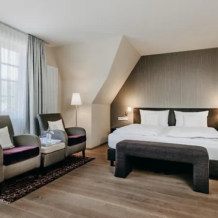 ホテル Niemeyers Romantik Posthotel 4*