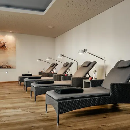 Niemeyers Romantik Posthotel Ξενοδοχείο 4*