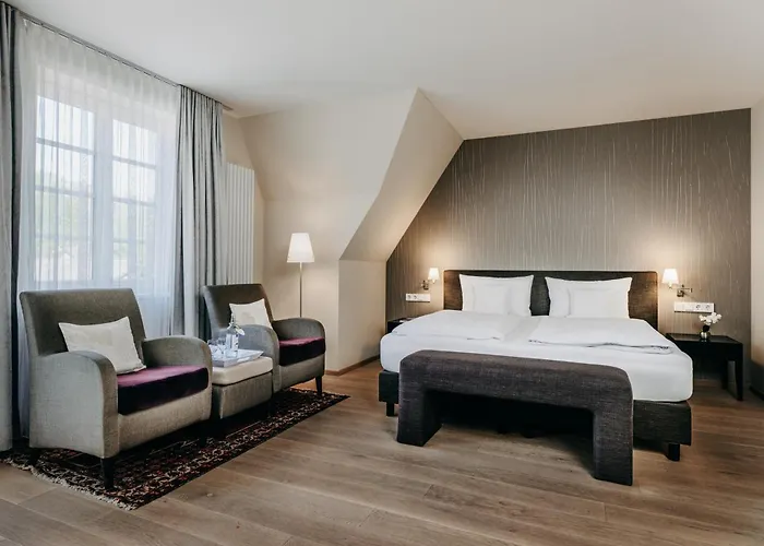 מלון Niemeyers Romantik Posthotel 4*