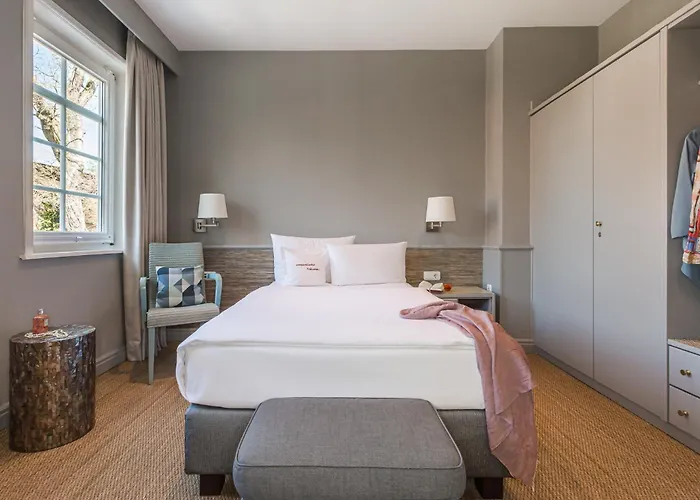 מלון Niemeyers Romantik Posthotel Faßberg