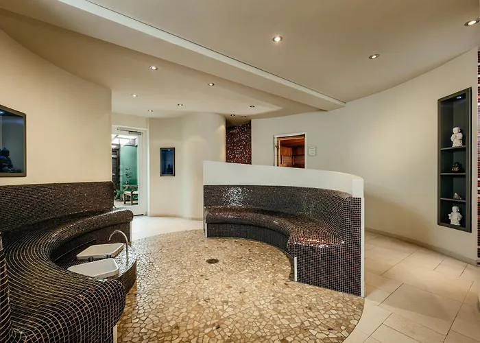 Niemeyers Romantik Posthotel מלון 4*